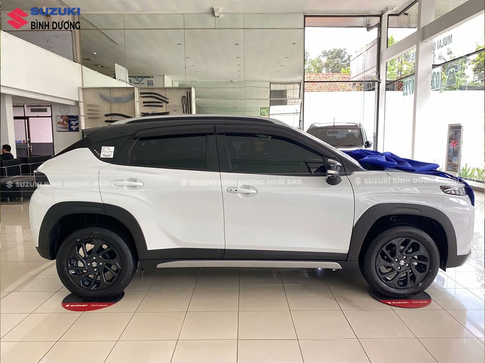 kích thước xe hơi suzuki fronx dài 3.995mm, rộng 1.765mm, cao 1.550mm